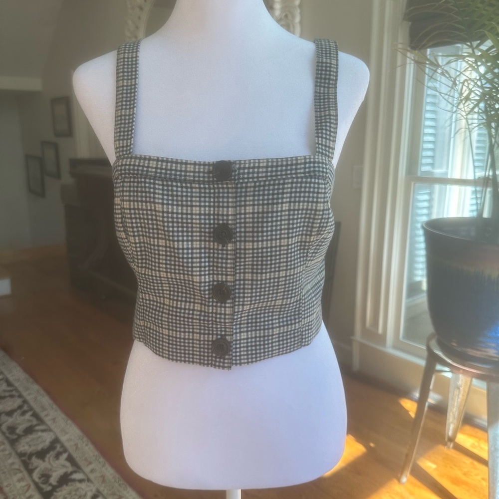 Abercrombie and Fitch crop top